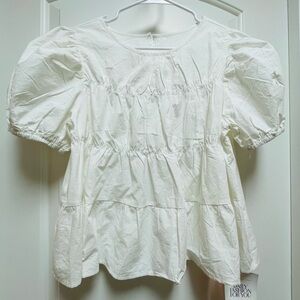 *NWT* Tankaneo Sz S (no tags) Elegant White Puff Gathered Sleeve Blouse